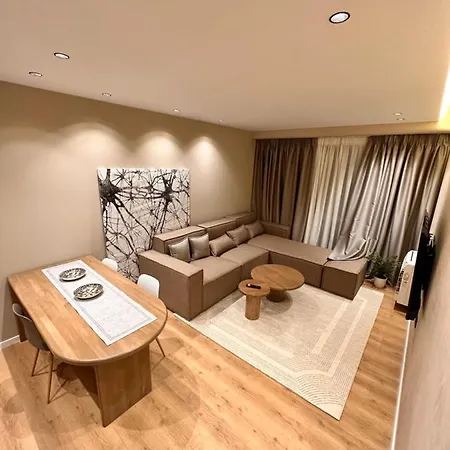 Aia & Appartement Tirana