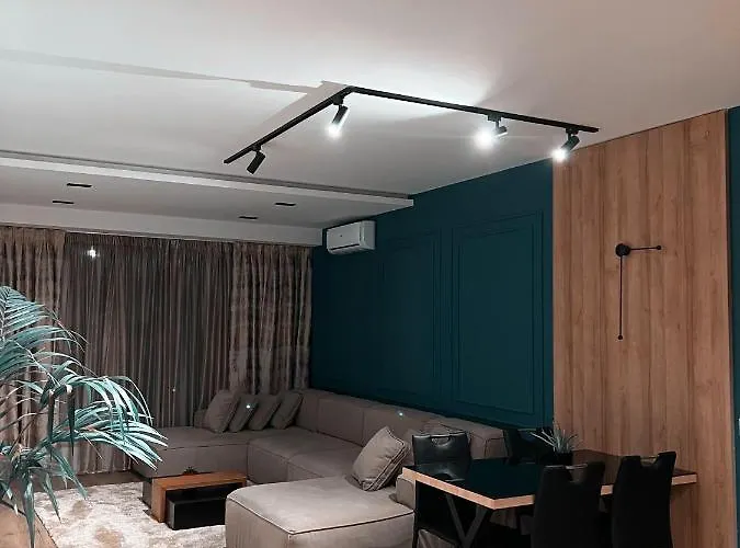 Aia & Lejlighed Tirana