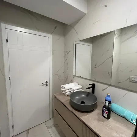 Aia & Διαμέρισμα Τίρανα