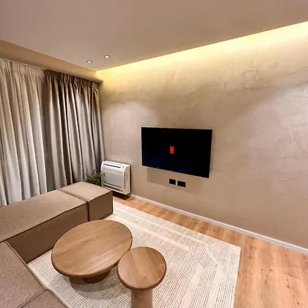 Διαμέρισμα Aia &