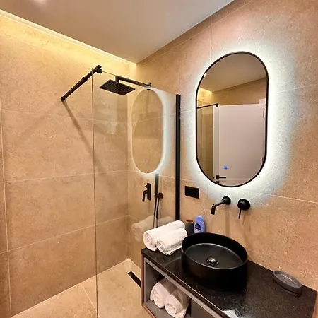 Aia & Διαμέρισμα Τίρανα